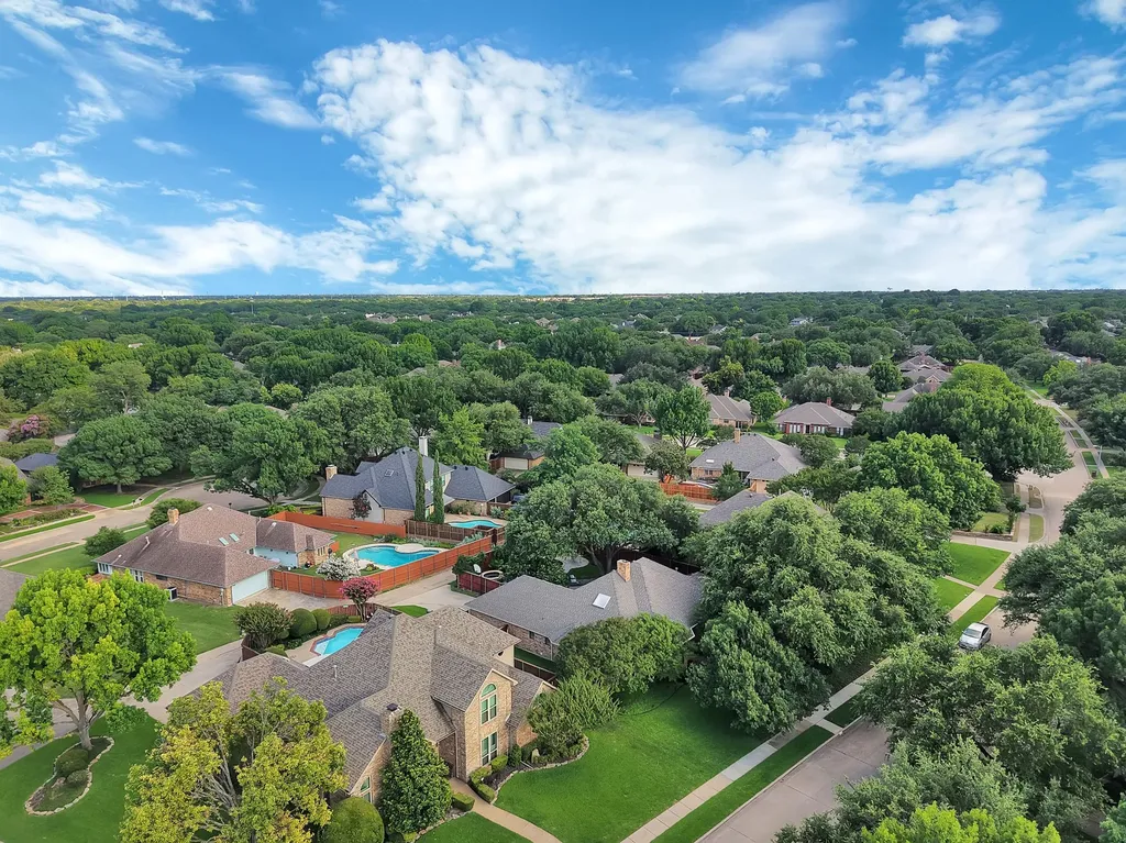 2114 Brandeis Drive Richardson TX 75082