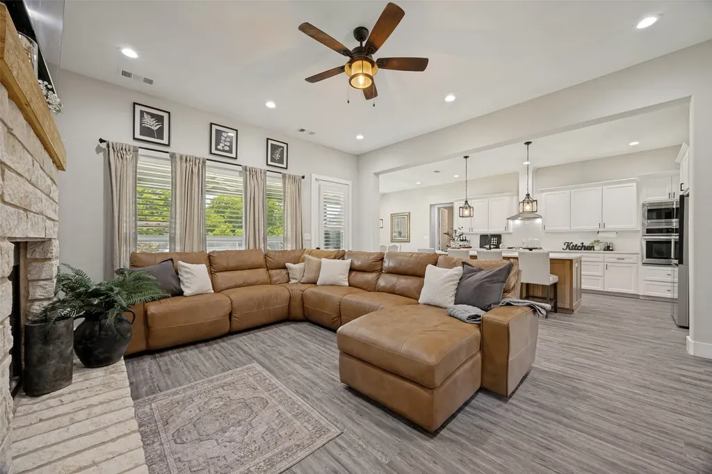1105 Ranch Drive Bonham TX 75418