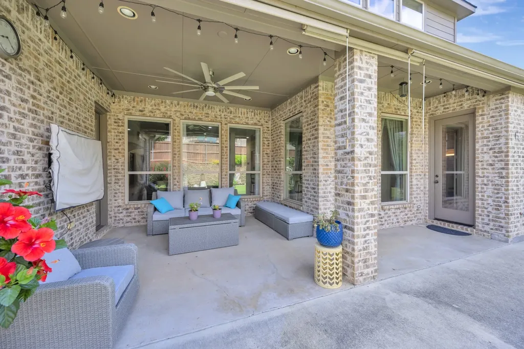 9144 Parson Drive Lantana TX 76226