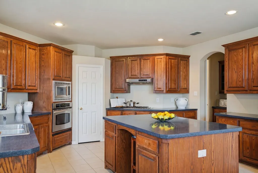 802 Shadybrook Drive Murphy TX 75094