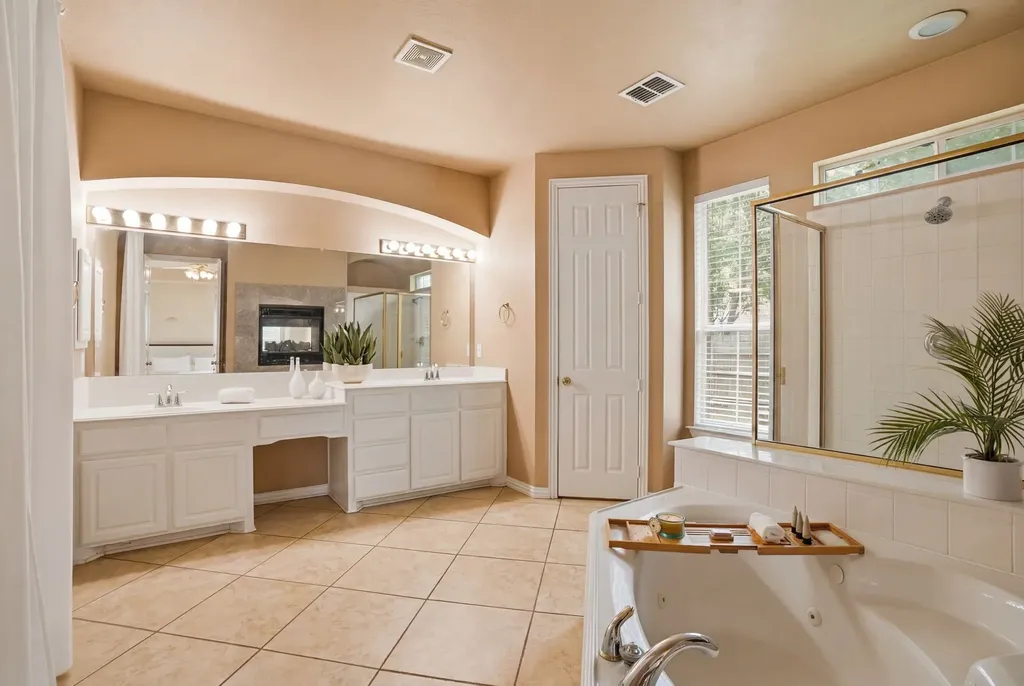 802 Shadybrook Drive Murphy TX 75094
