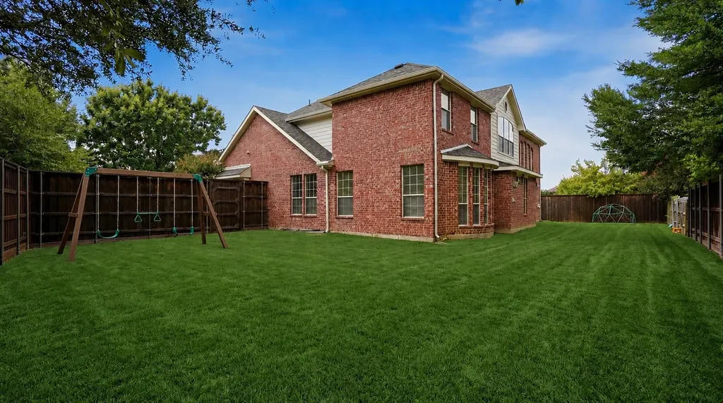 802 Shadybrook Drive Murphy TX 75094