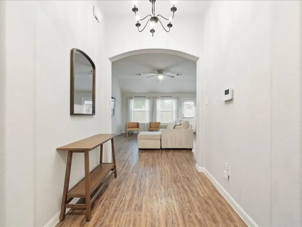 8 Shady Oak Lane Conroe TX 77304