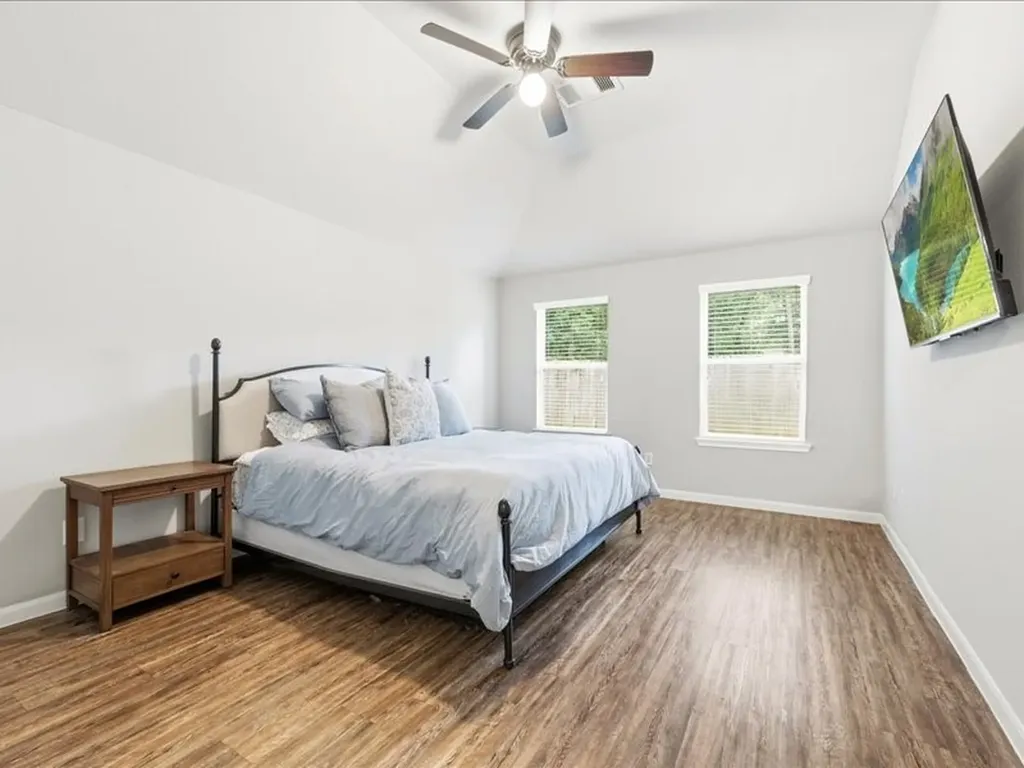8 Shady Oak Lane Conroe TX 77304