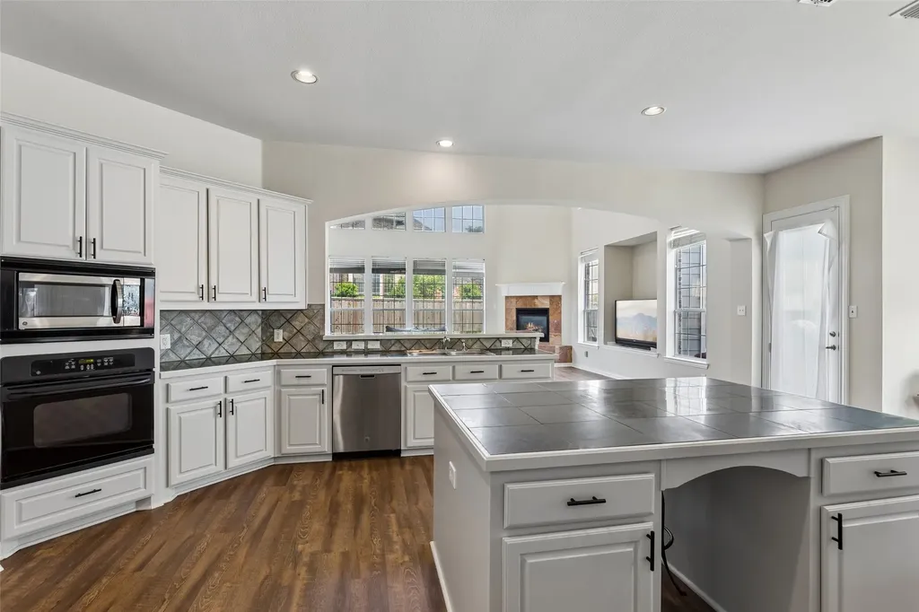 1029 Brentwood Drive Murphy TX 75094