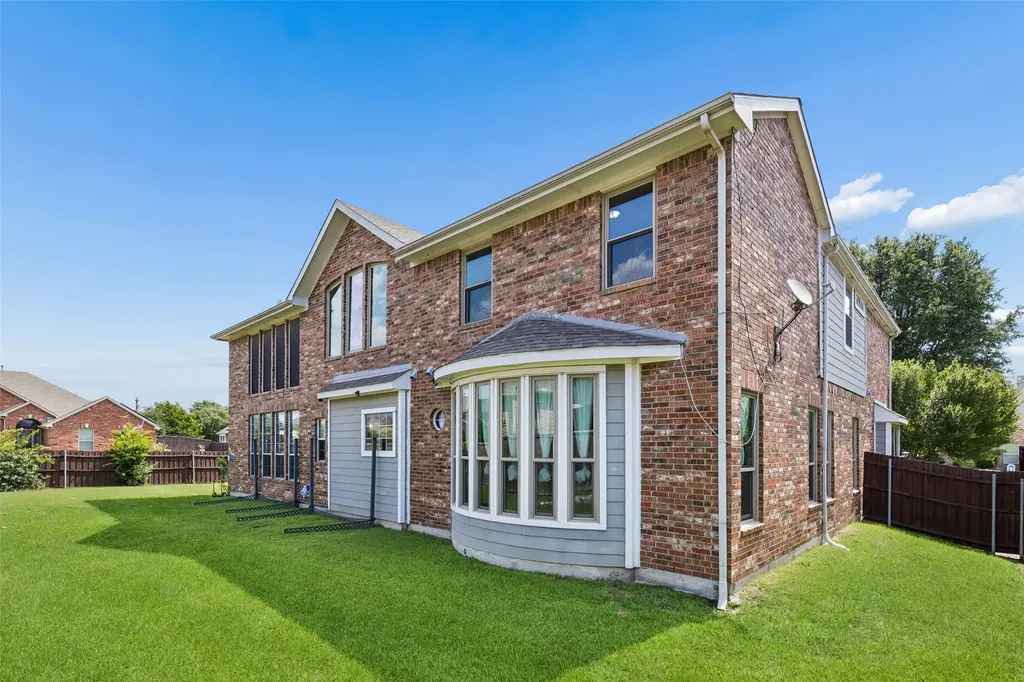 1029 Brentwood Drive Murphy TX 75094