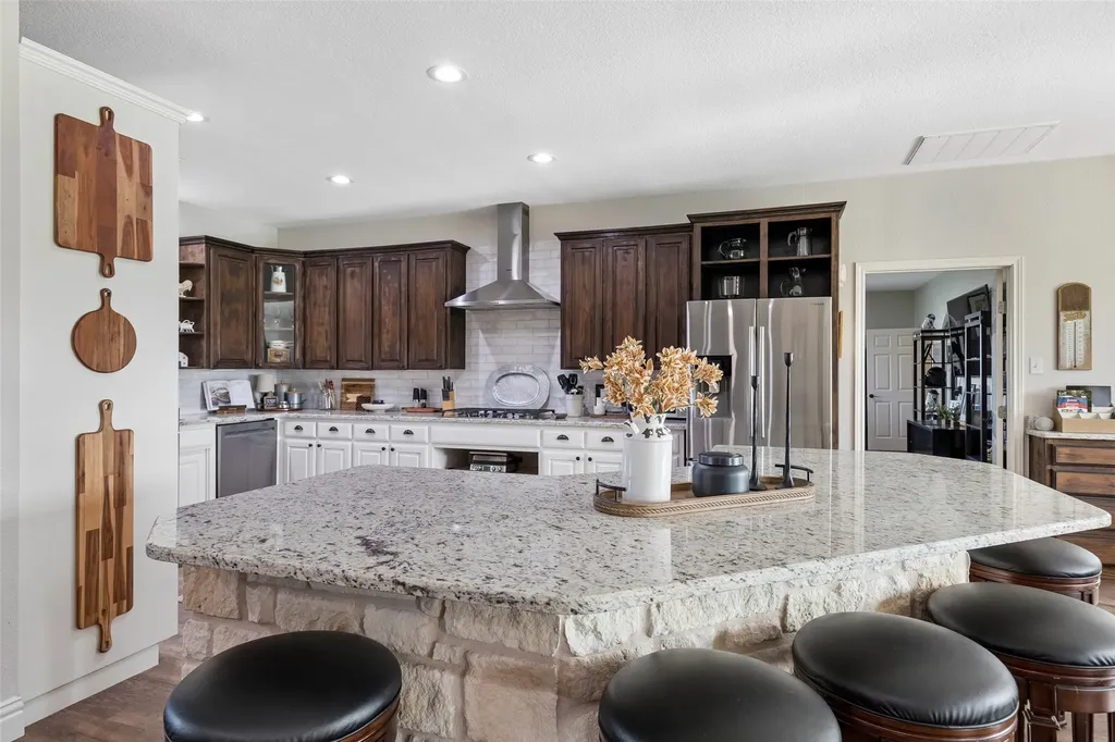 8677 Fm 1553 Leonard TX 75452