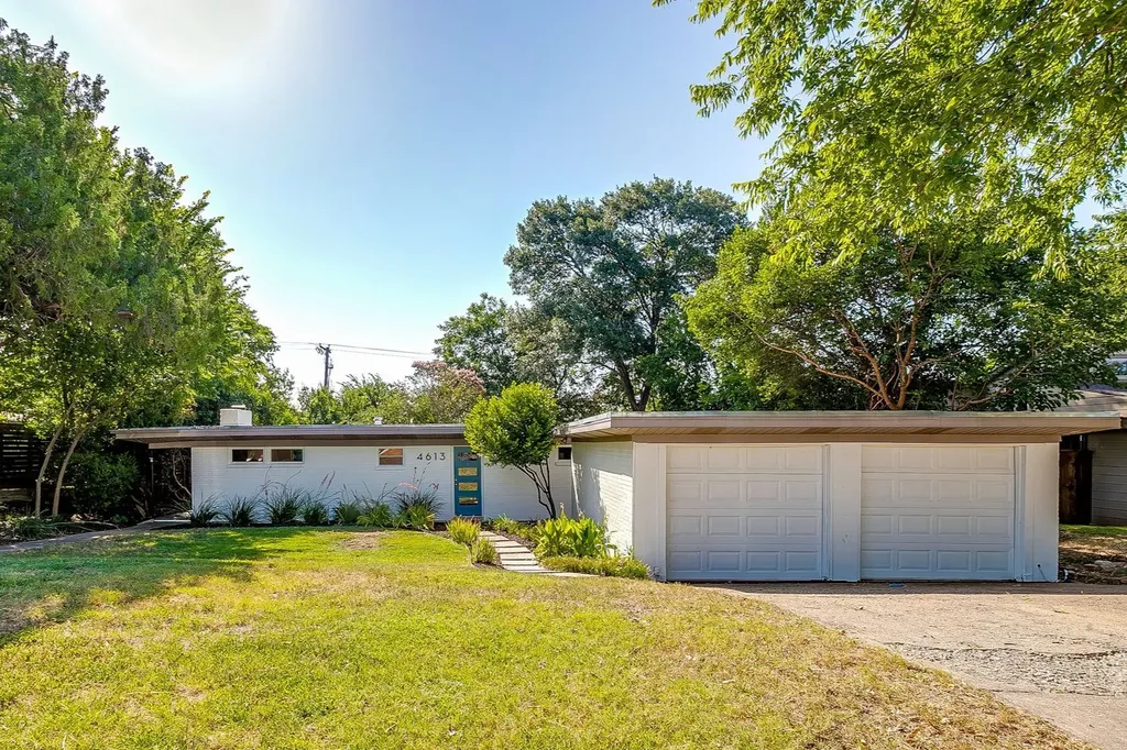 4613 Winthrop Avenue E Fort Worth TX 76116