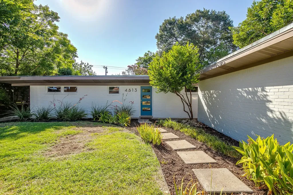 4613 Winthrop Avenue E Fort Worth TX 76116
