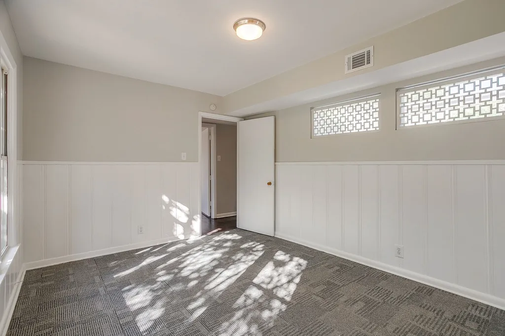 4613 Winthrop Avenue E Fort Worth TX 76116