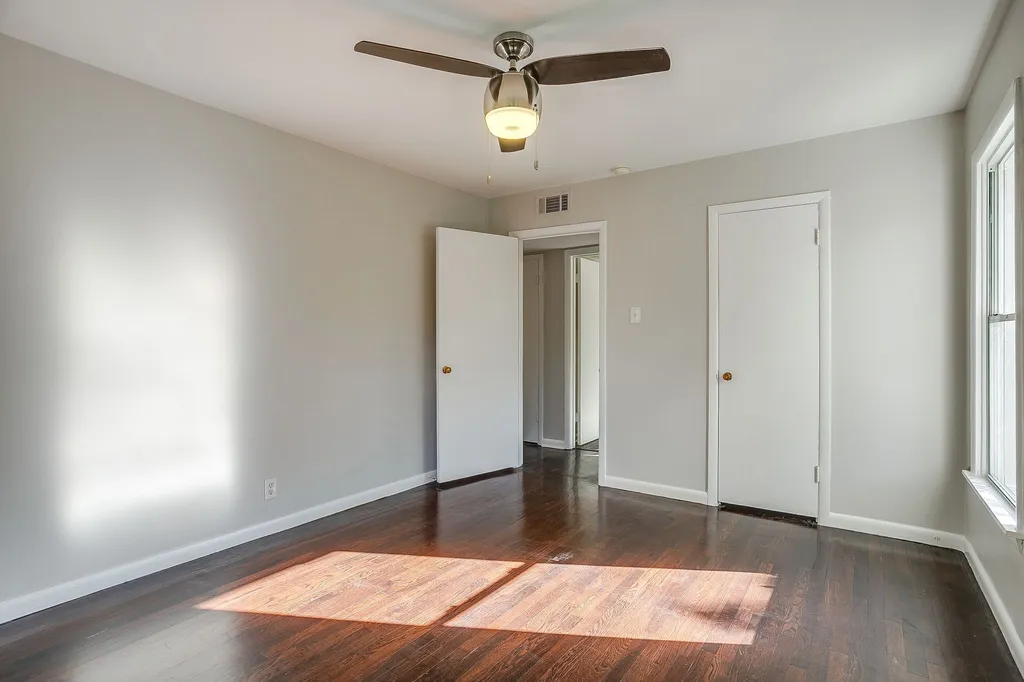 4613 Winthrop Avenue E Fort Worth TX 76116