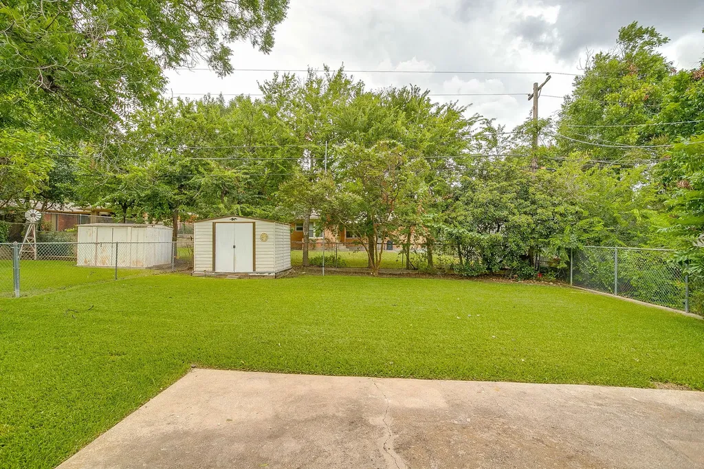 3401 Bilglade Road Fort Worth TX 76133