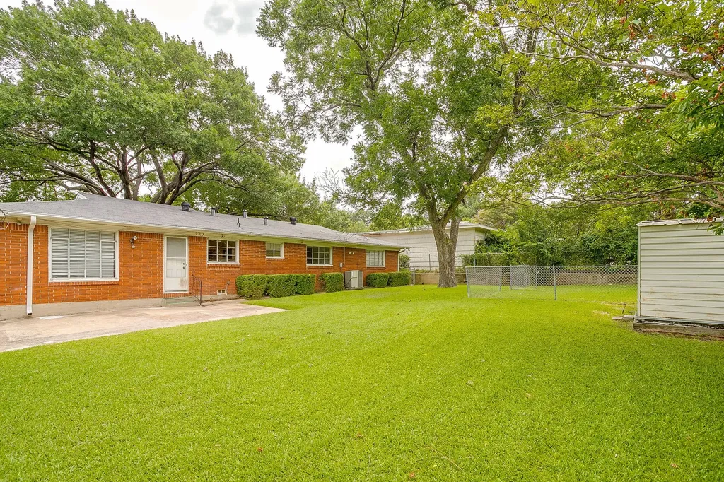 3401 Bilglade Road Fort Worth TX 76133