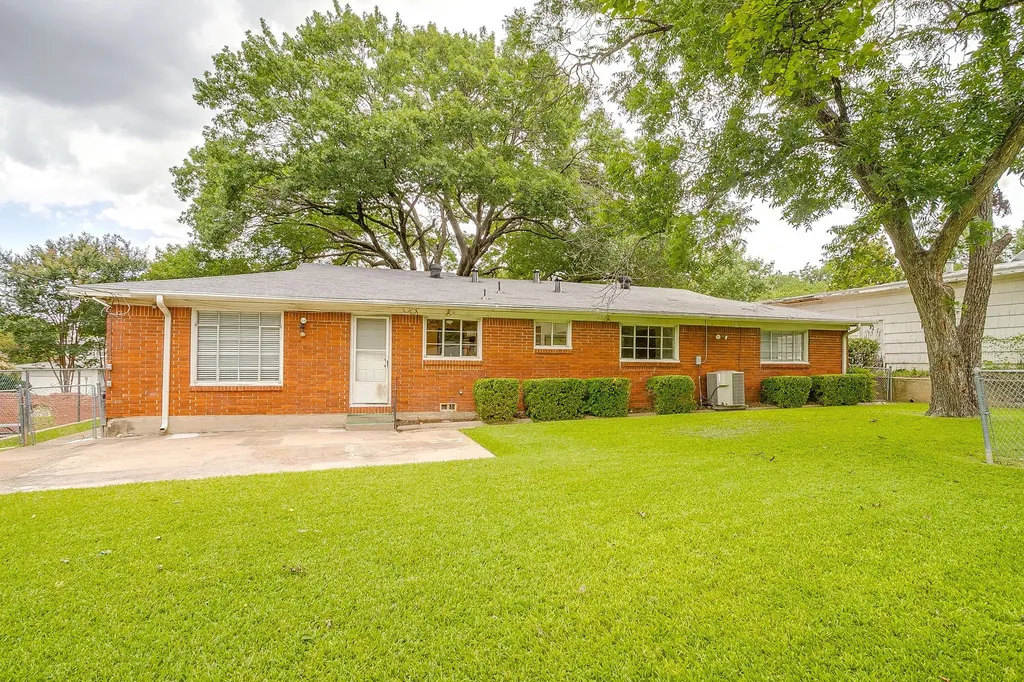 3401 Bilglade Road Fort Worth TX 76133