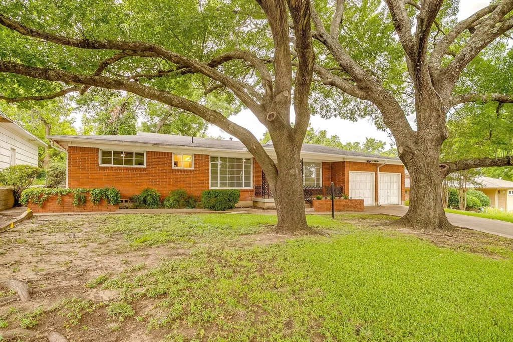 3401 Bilglade Road Fort Worth TX 76133