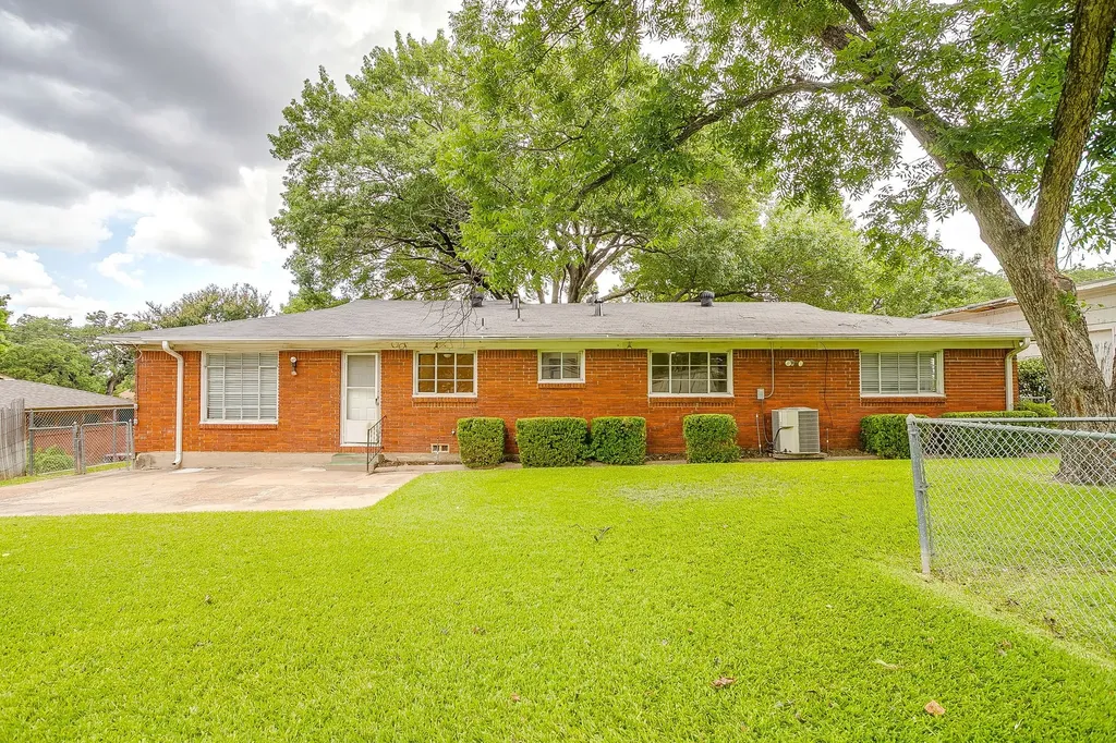 3401 Bilglade Road Fort Worth TX 76133