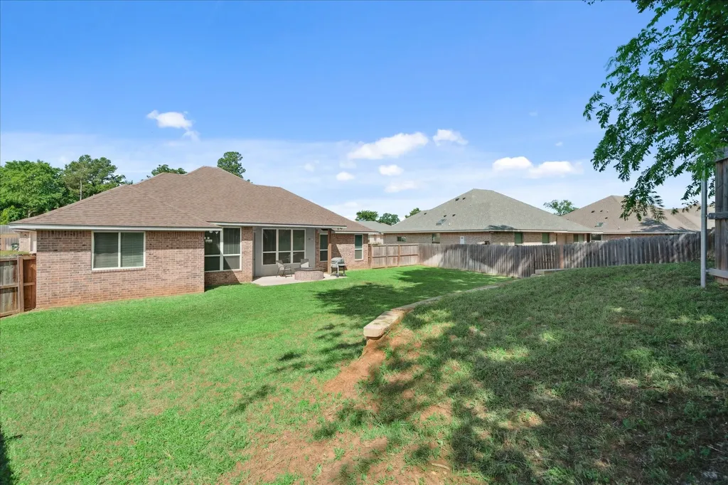 2231 Rana Park Flint TX 75762