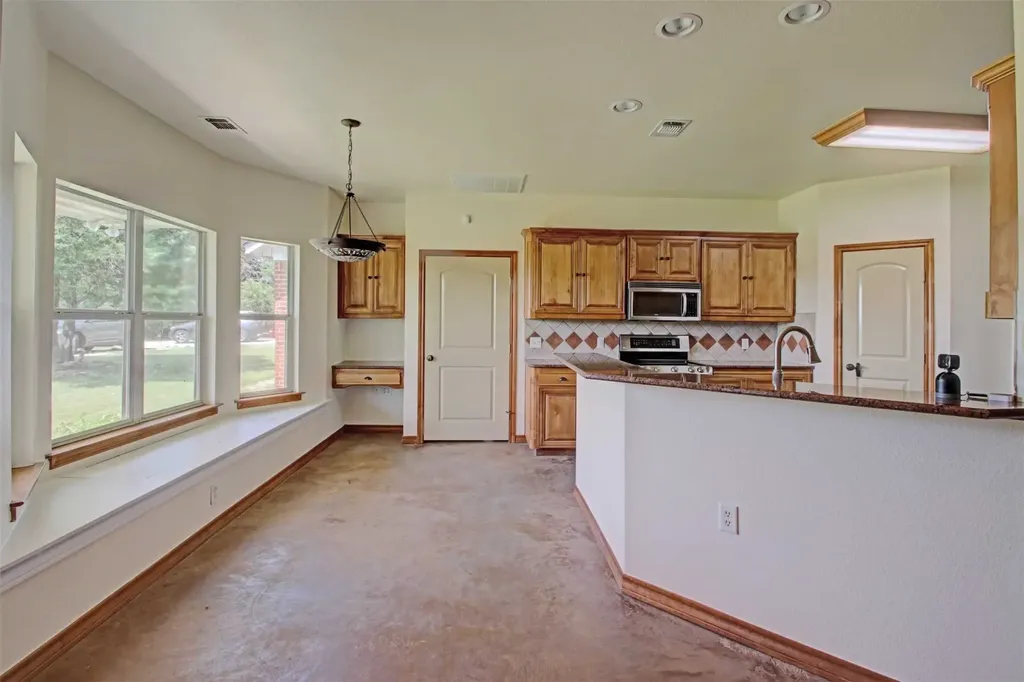 2800 County Road 314 Cleburne TX 76031