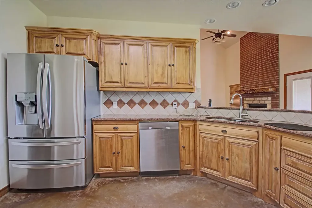 2800 County Road 314 Cleburne TX 76031