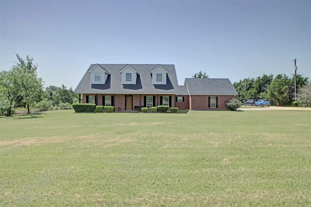 2800 County Road 314 Cleburne TX 76031