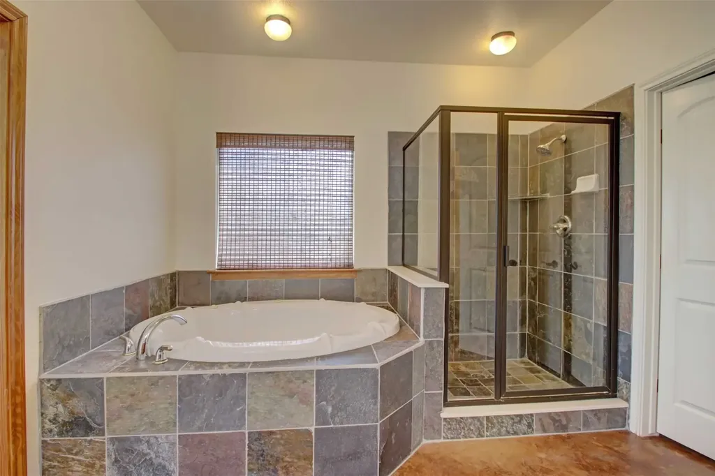 2800 County Road 314 Cleburne TX 76031