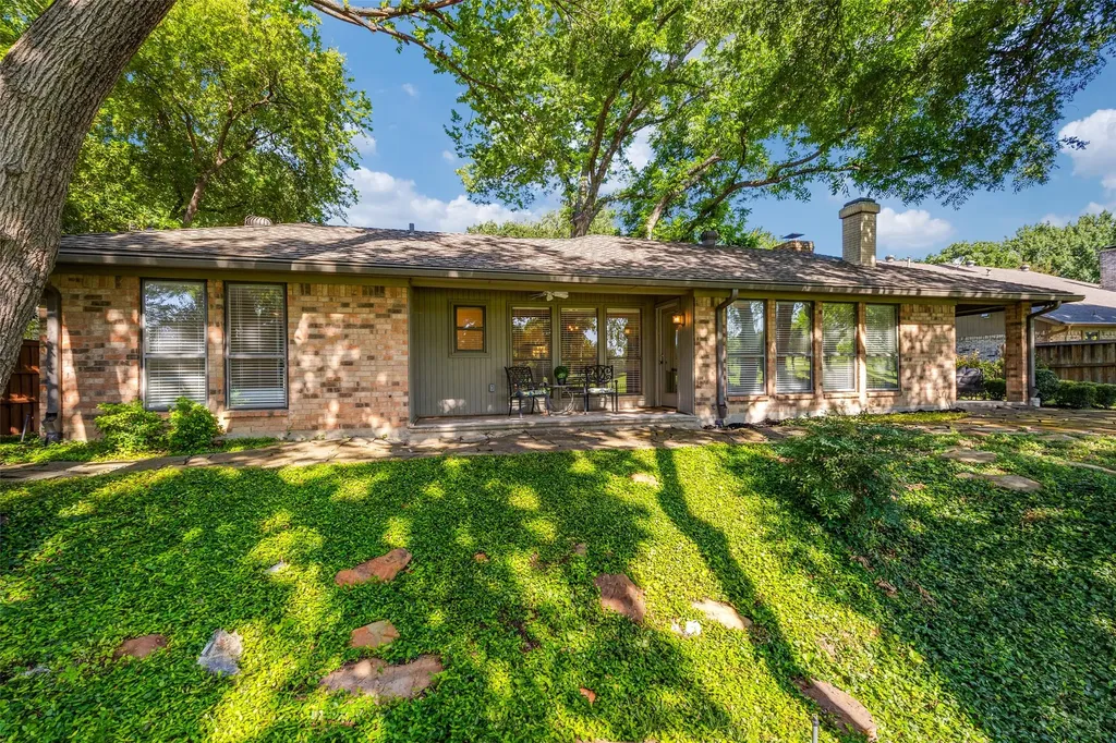 2306 Windsor Drive Richardson TX 75082
