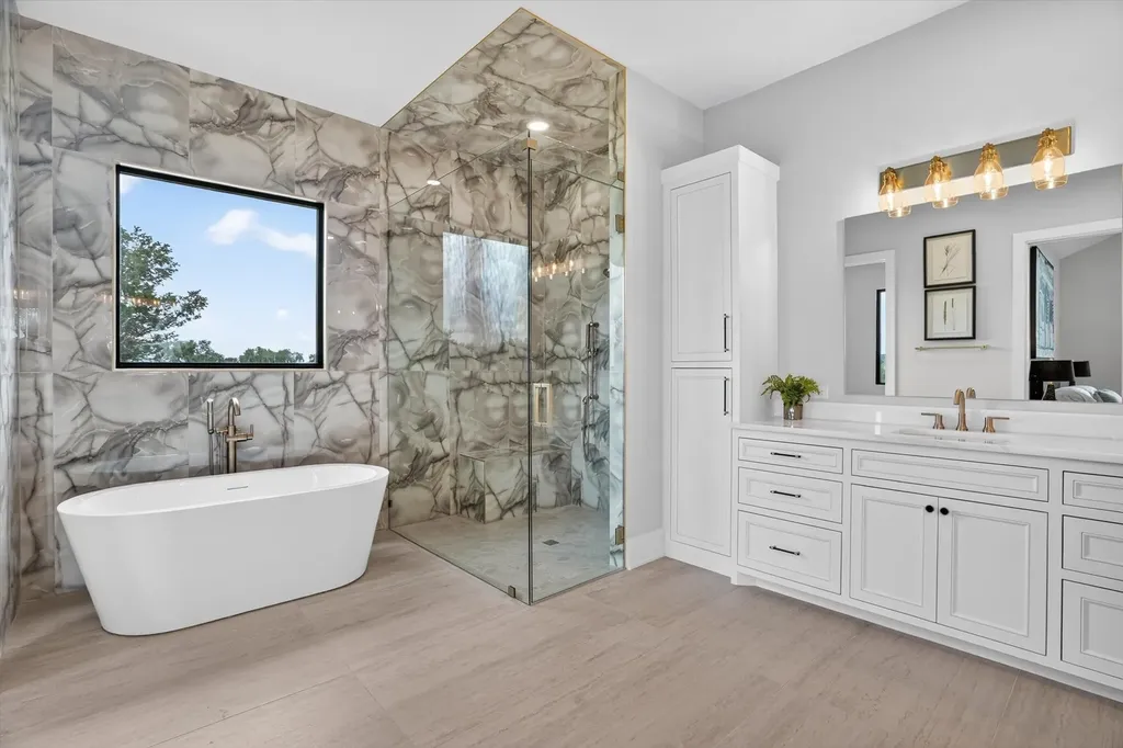 220 Cavalier Court Strawn TX 76475