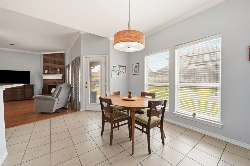 1080 Estates Drive Kennedale TX 76060