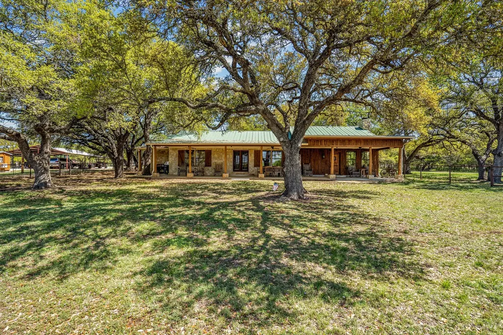 660 Fm 203 Walnut Springs TX 76690