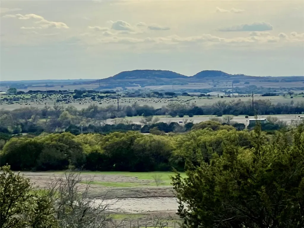 660 Fm 203 Walnut Springs TX 76690