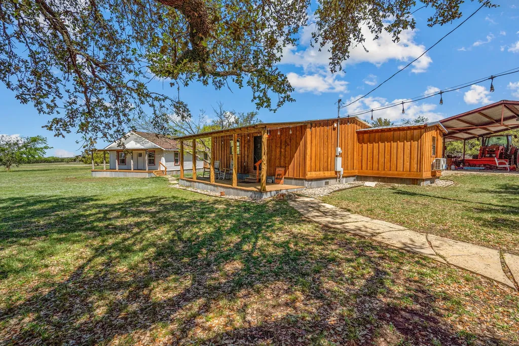 660 Fm 203 Walnut Springs TX 76690