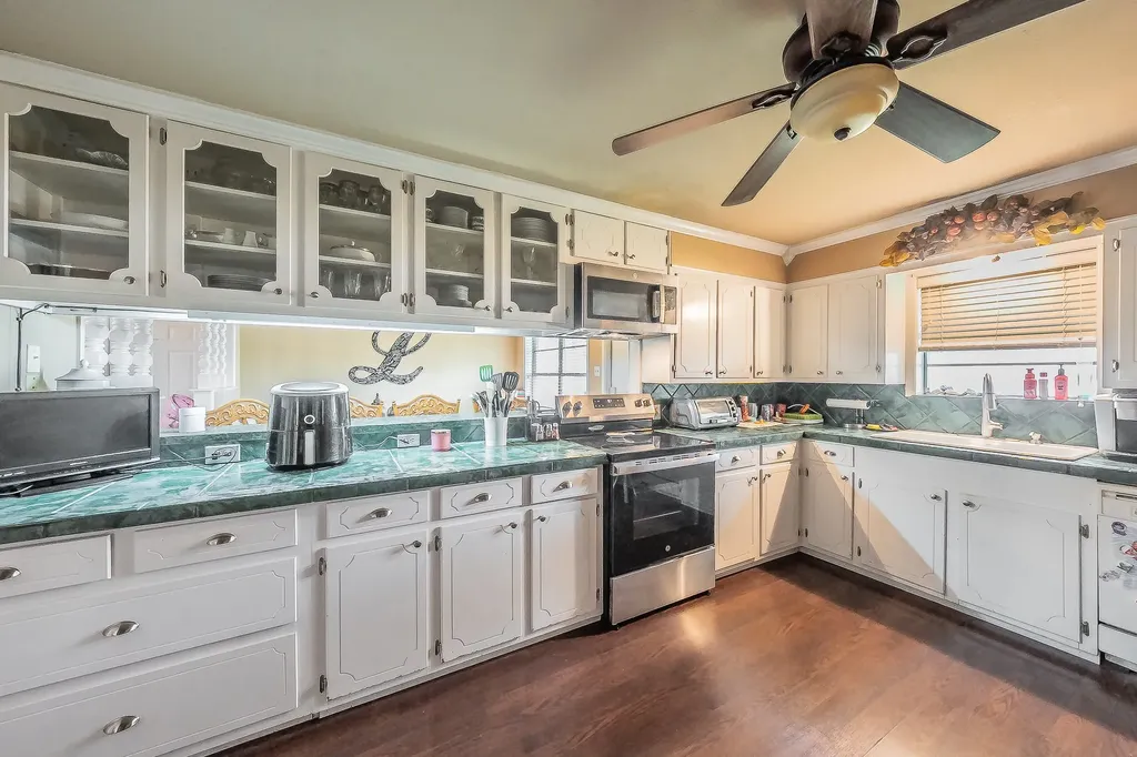 613 N Overlook Drive Kerens TX 75144