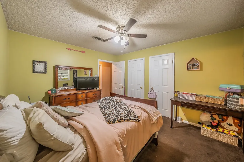 613 N Overlook Drive Kerens TX 75144