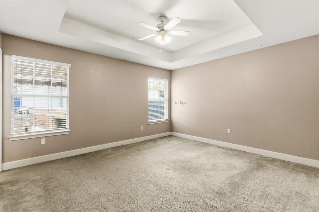 1905 E Alma Avenue Sherman TX 75090