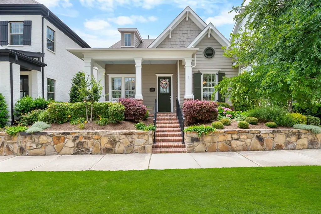 2205 Tremont Boulevard Mckinney TX 75071