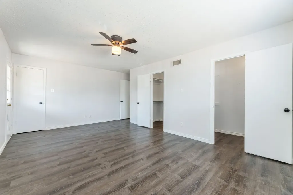 8121 Ferguson Road Dallas TX 75228