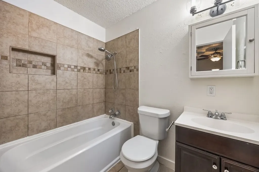 5625 Marlene Haltom City TX 76148