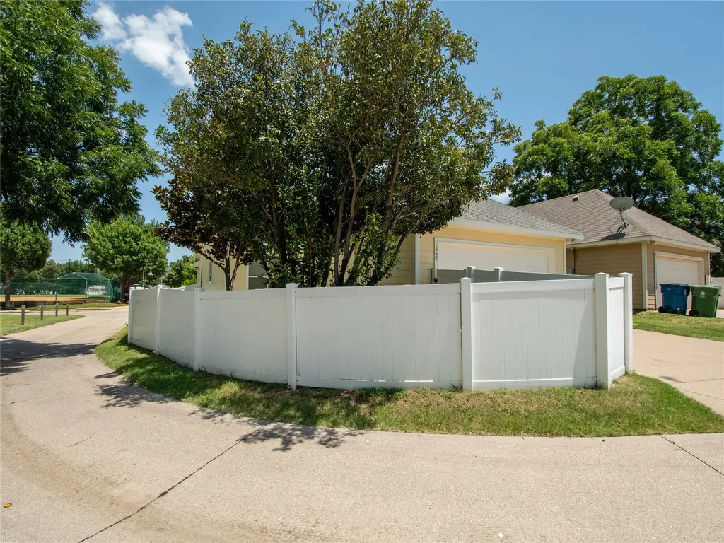 1729 Cambridge Drive Providence Village TX 76227