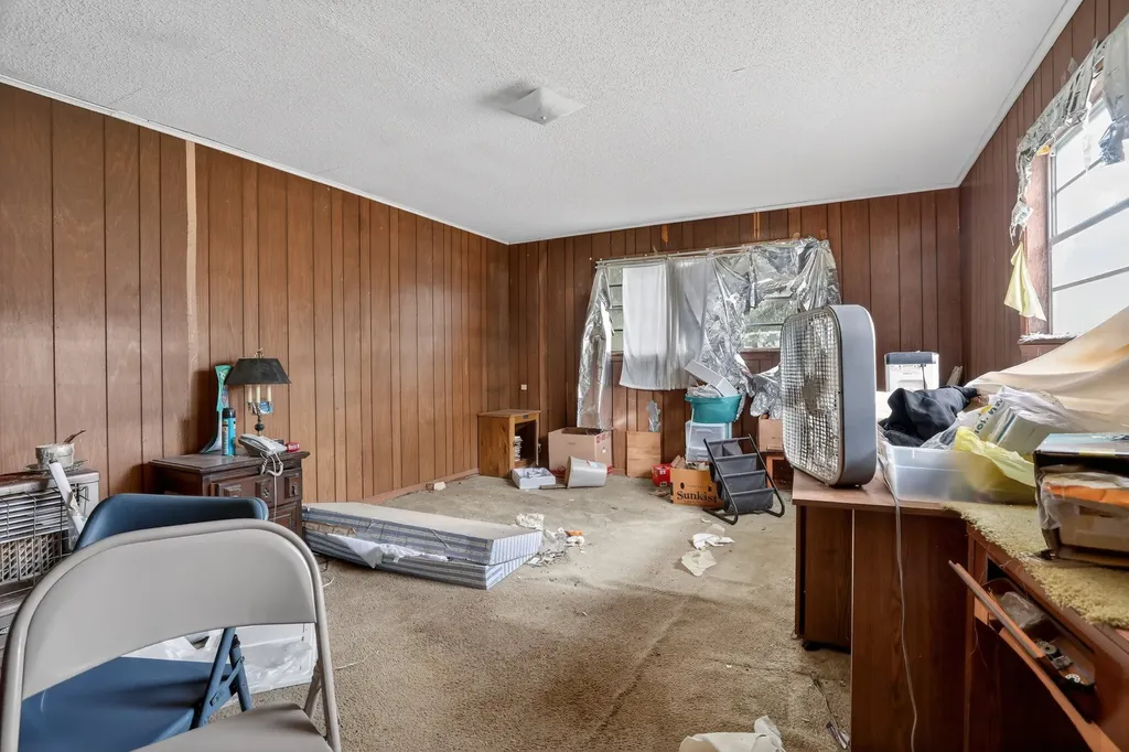 911 W Reagan Street Palestine TX 75801