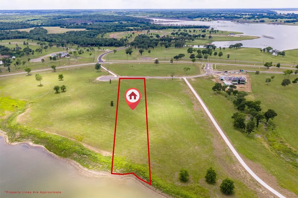 220 Lakeshore Lane Windom TX 75492