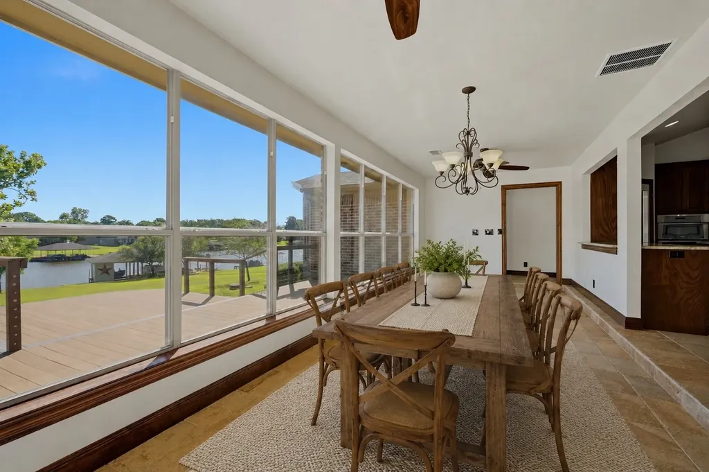 533 Kiowa Drive W Lake Kiowa TX 76240