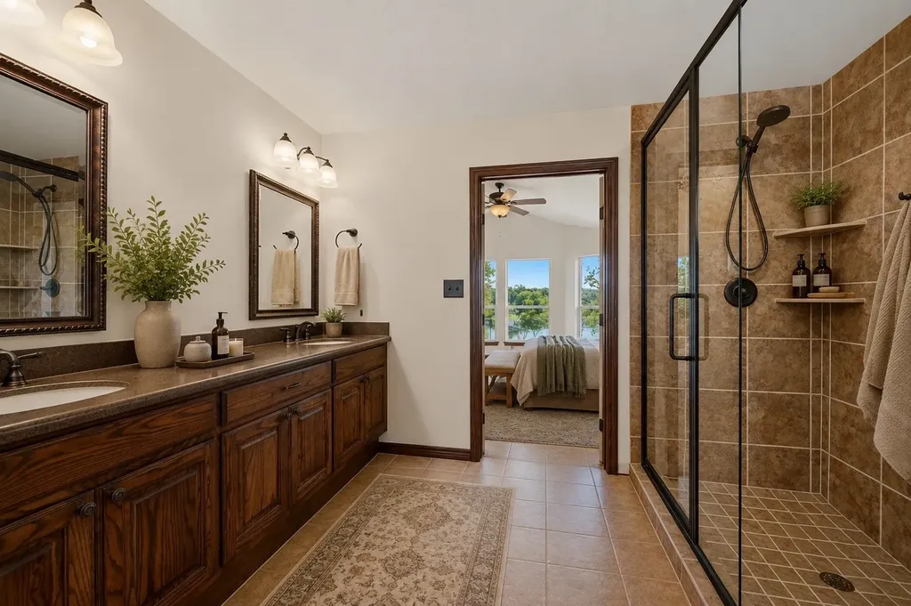 533 Kiowa Drive W Lake Kiowa TX 76240