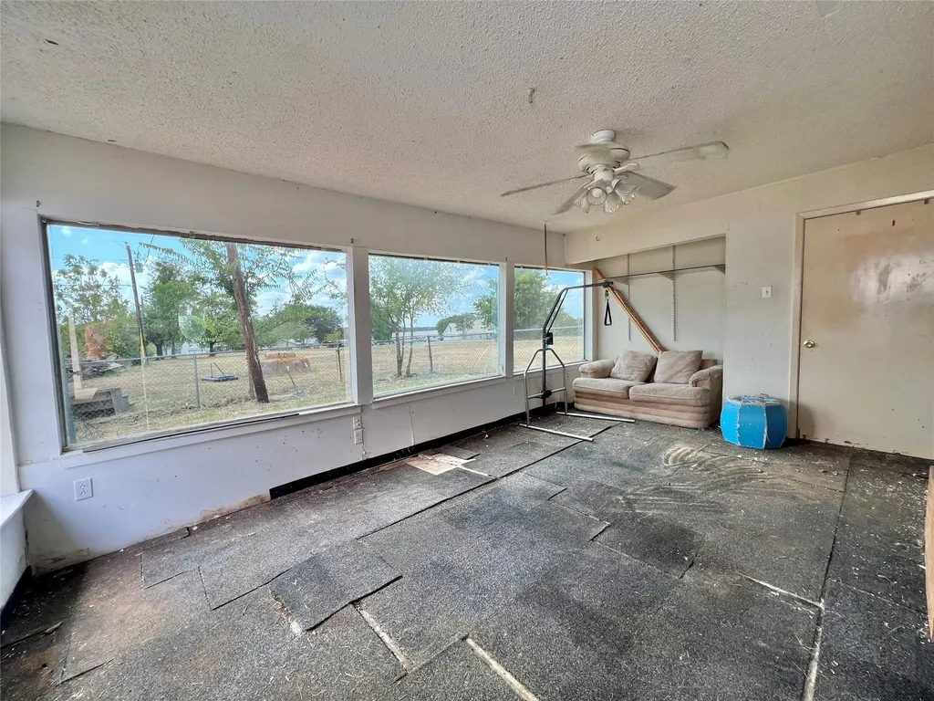 130 Calhoun Cove East Tawakoni TX 75472