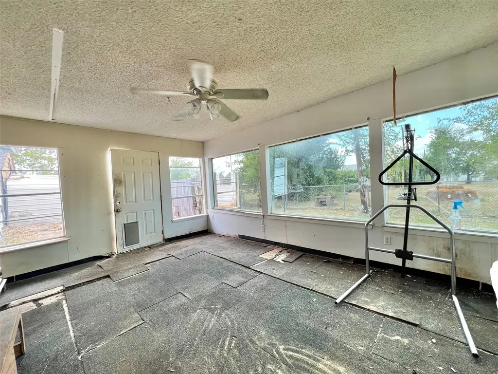 130 Calhoun Cove East Tawakoni TX 75472