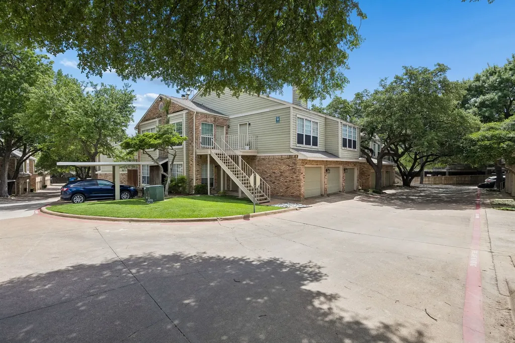 7151 Gaston Avenue Dallas TX 75214
