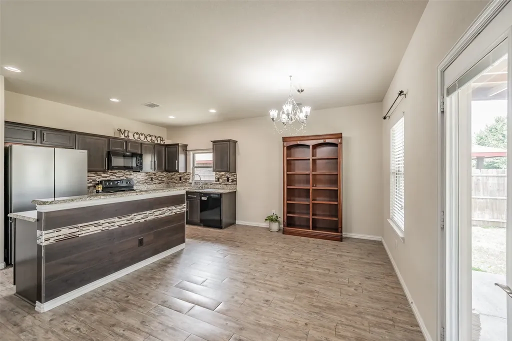 2841 Mesquite Road Fort Worth TX 76111