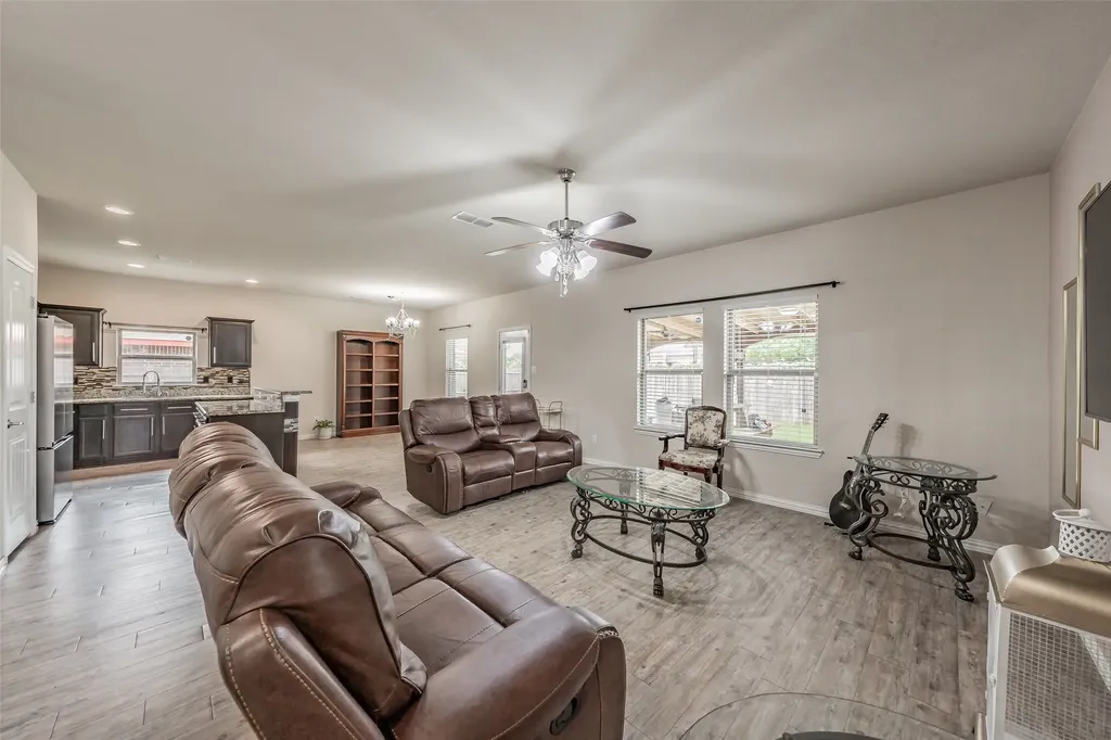 2841 Mesquite Road Fort Worth TX 76111