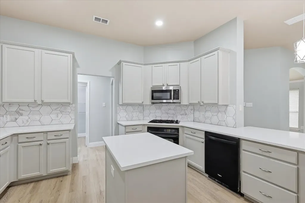 2616 Hollow Ridge Drive Denton TX 76210