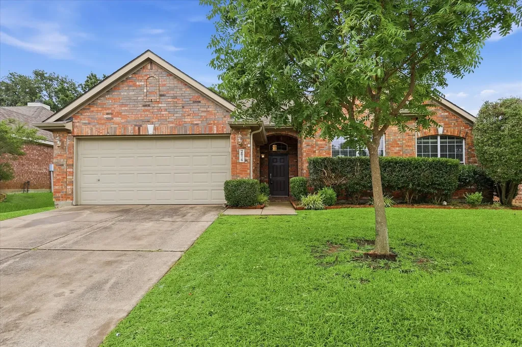 2616 Hollow Ridge Drive Denton TX 76210