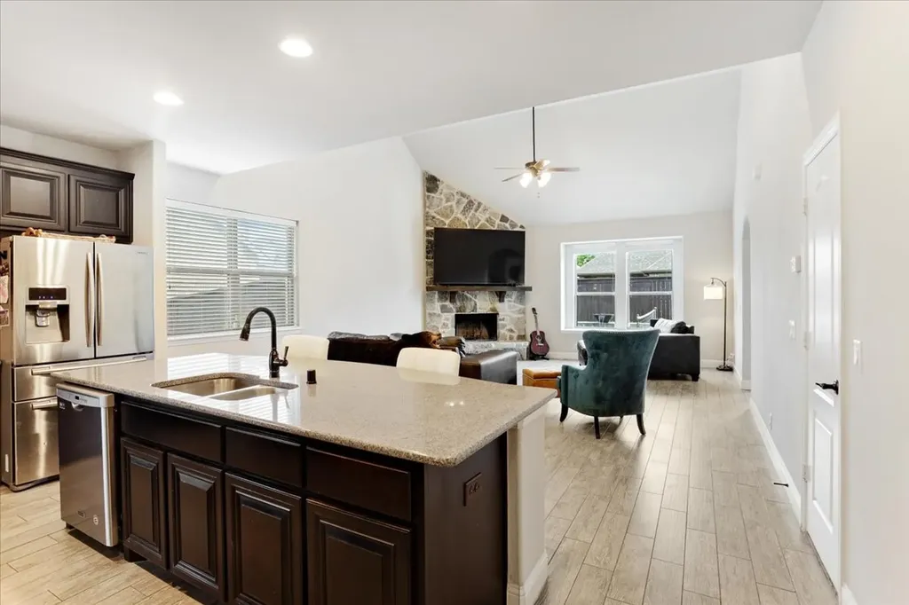 3656 Rosewood Denison TX 75020